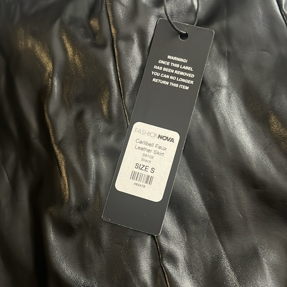 “Fashion Nova- Faux Leather Skirt size small” - Picture 2 of 6